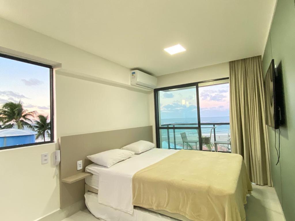 Flat Beira Mar Com Varanda Em Pôrto das Galinhas Esterno foto